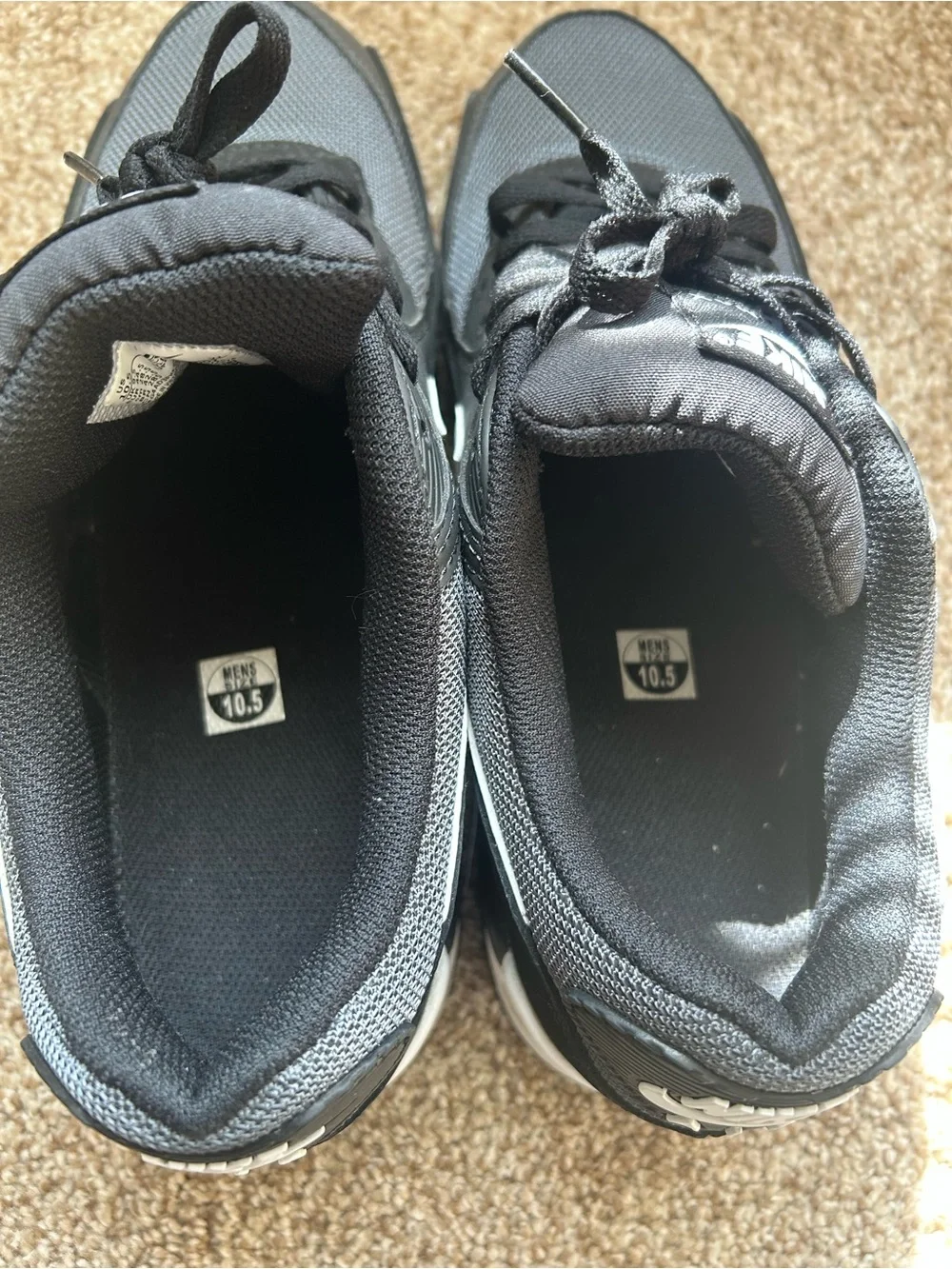 Nike Men's Black and Gray Air Max Sneakers with White Swoosh